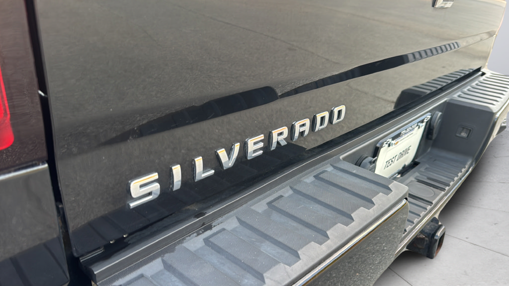 Used 2017 Chevrolet Silverado 1500 W/T w/ Black Out Edition AWD/4WD image 29