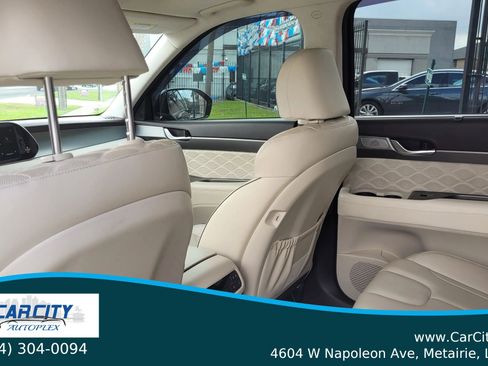 Used 2020 Hyundai Palisade Limited image 18