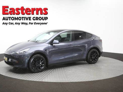 Used 2021 Tesla Model Y Long Range AWD/4WD image 52