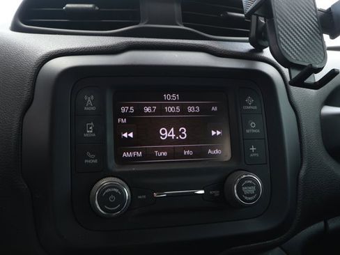 Used 2018 Jeep Renegade Sport w/ Power & Air Group image 16