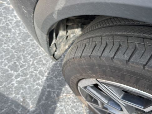 Used 2025 BMW X2 xDrive28i w/ Premium Package image 10