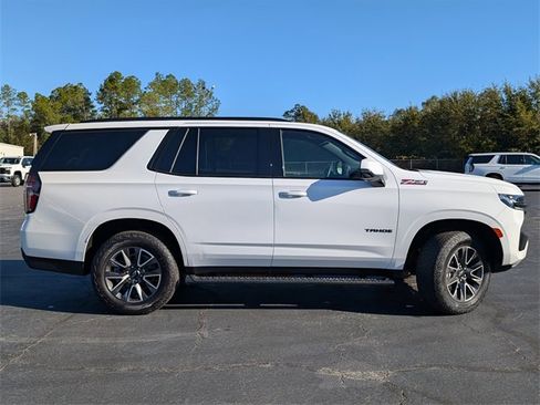Used 2024 Chevrolet Tahoe Z71 w/ Z71 Off-Road Package image 3