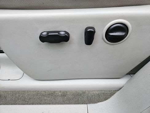 Used 2011 Chevrolet Silverado 2500 LTZ w/ LTZ Plus Package image 21