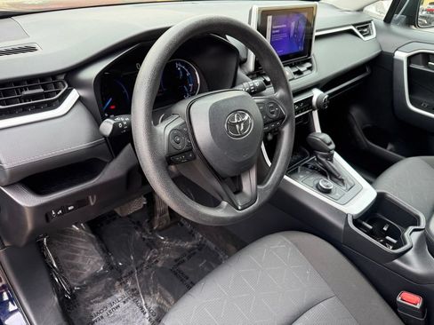 Certified 2025 Toyota RAV4 XLE AWD/4WD image 13