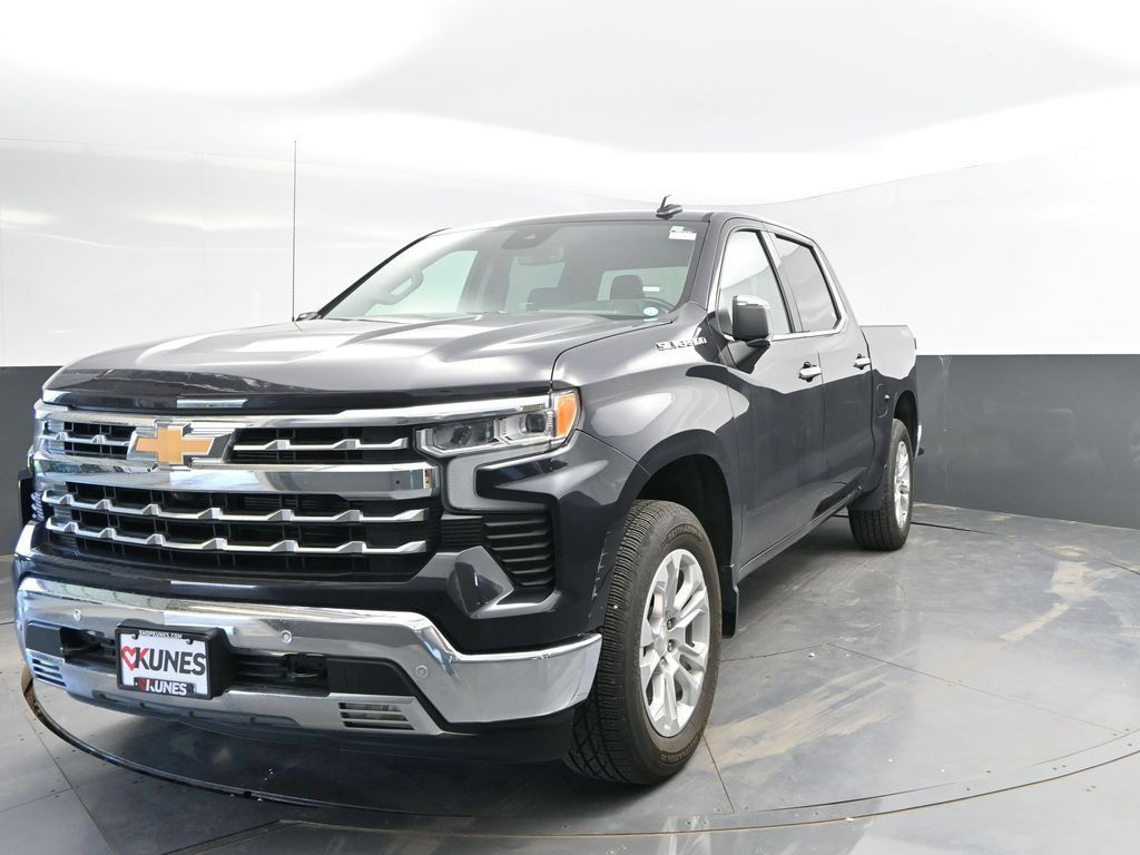 Used 2023 Chevrolet Silverado 1500 LTZ AWD/4WD image 5