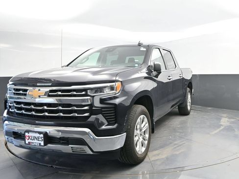 Used 2023 Chevrolet Silverado 1500 LTZ AWD/4WD image 5
