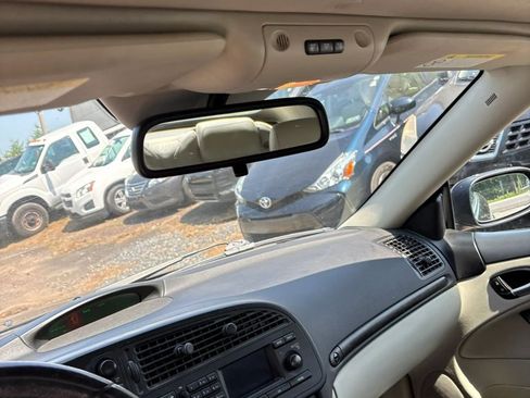 Used 2005 Saab 9-3 Arc FWD image 22
