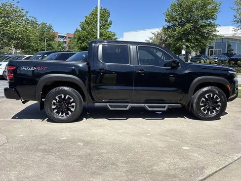 Used 2022 Nissan Frontier PRO-4X w/ Technology Package AWD/4WD image 2