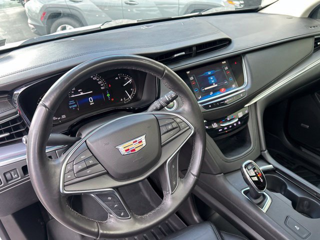 Used 2018 Cadillac XT5 Luxury w/ Driver Awareness Package FWD image 21