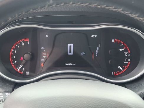 Used 2019 Dodge Durango SXT image 16