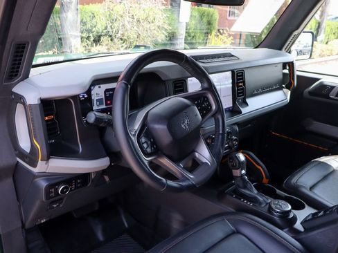 Used 2023 Ford Bronco Badlands AWD/4WD image 17
