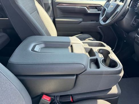 Used 2025 Chevrolet Silverado 1500 LT w/ LPO, Dark Essentials Package image 7