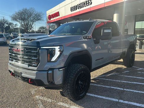 Used 2024 GMC Sierra 2500 AT4 w/ AT4 Premium Plus Package image 5