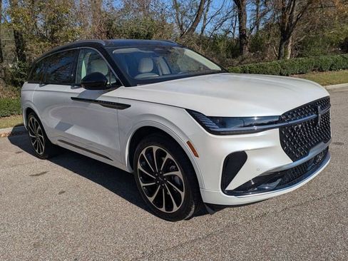 New 2026 Lincoln Nautilus Premier w/ Jet Appearance Package image 12