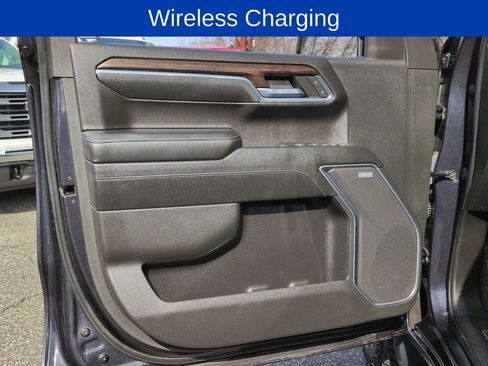 Used 2022 GMC Sierra 1500 Elevation w/ Elevation Premium Package image 31