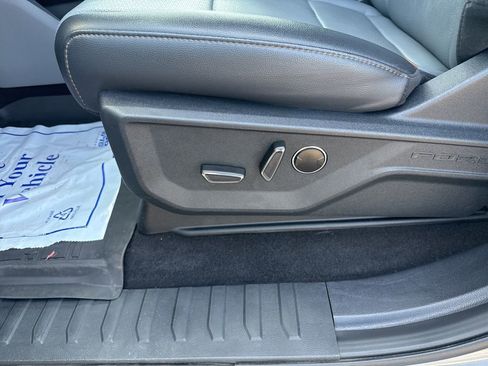 Used 2025 Ford F150 Lariat w/ Equipment Group 502A High AWD/4WD image 34