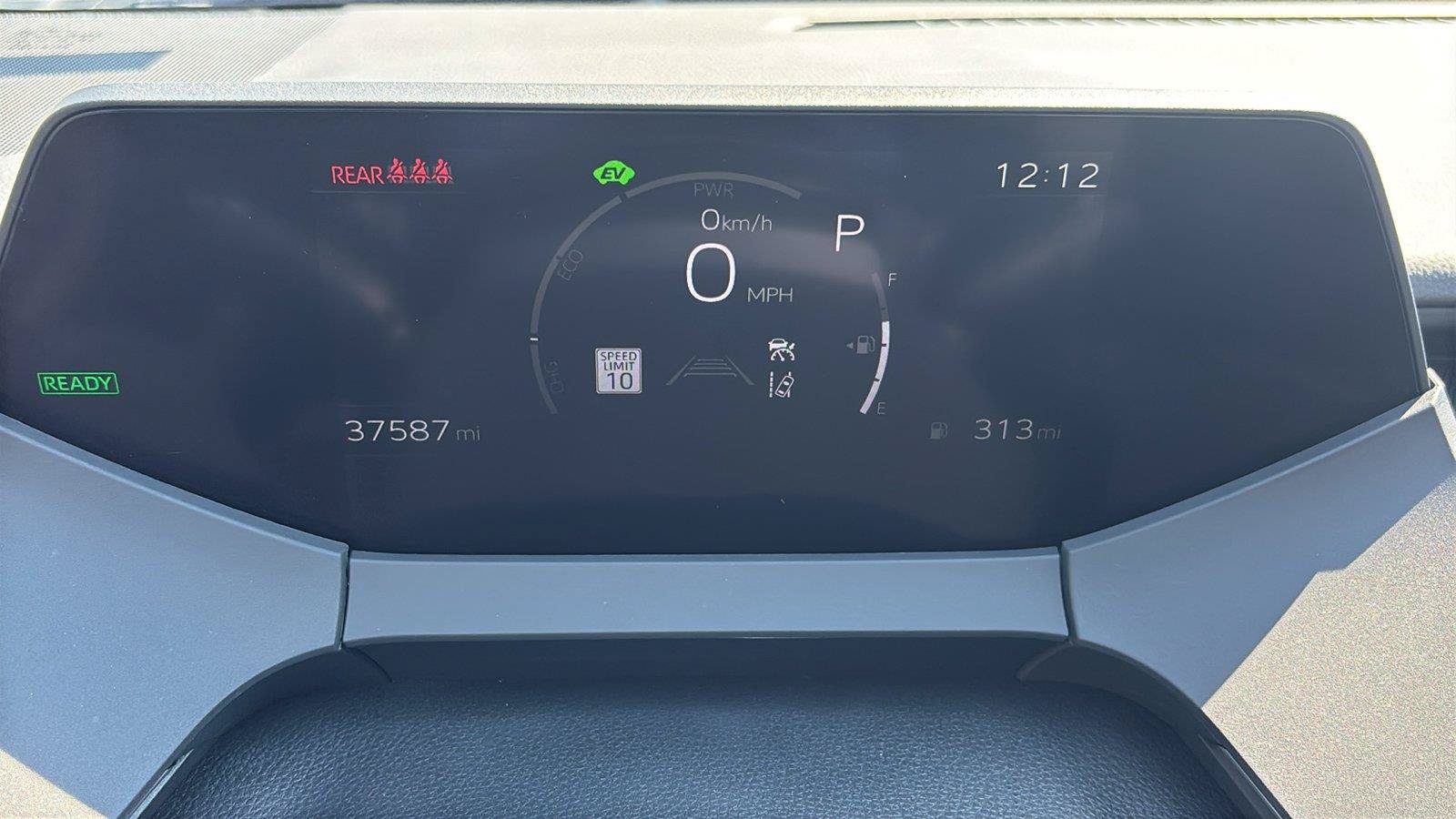 Used 2023 Toyota Prius XLE FWD image 30