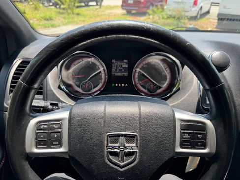 Used 2018 Dodge Grand Caravan GT FWD image 25