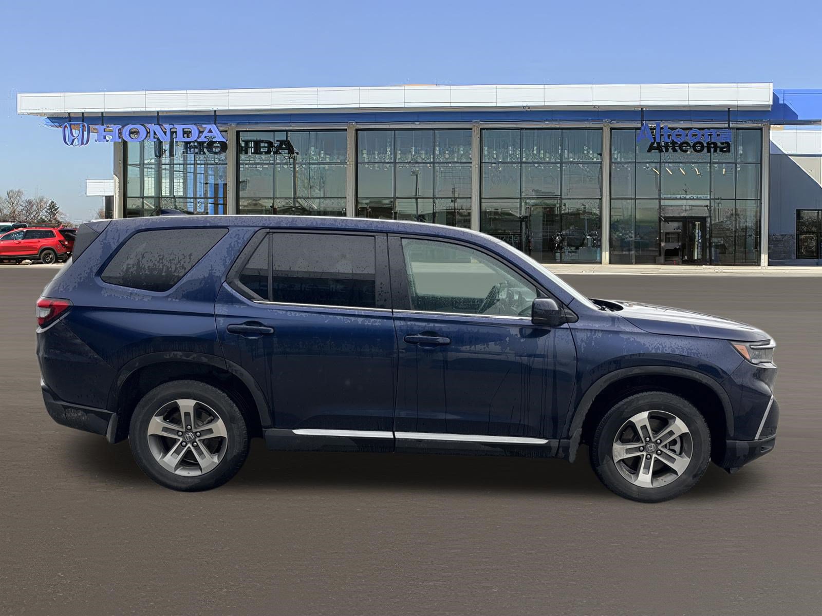 Used 2025 Honda Pilot EX-L image 6
