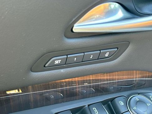 Certified 2023 Cadillac XT4 Premium Luxury w/ Enhanced Visibility Package image 27