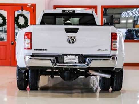 Used 2022 RAM 3500 Big Horn w/ Level A Equipment Group image 11