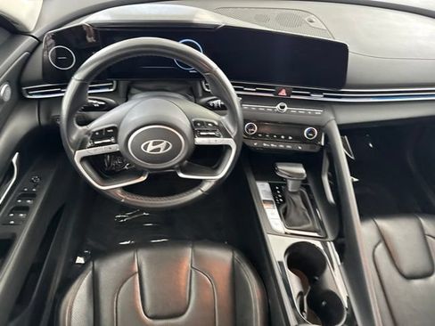 Used 2024 Hyundai Elantra Limited FWD image 22