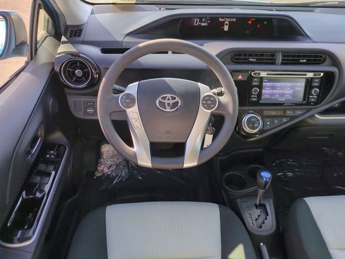 Used 2016 Toyota Prius C One image 25