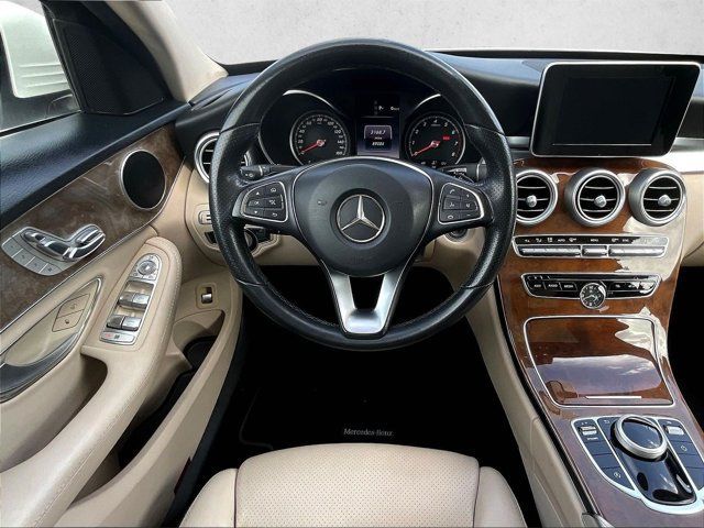 Used 2017 Mercedes-Benz C 300 Sedan image 7
