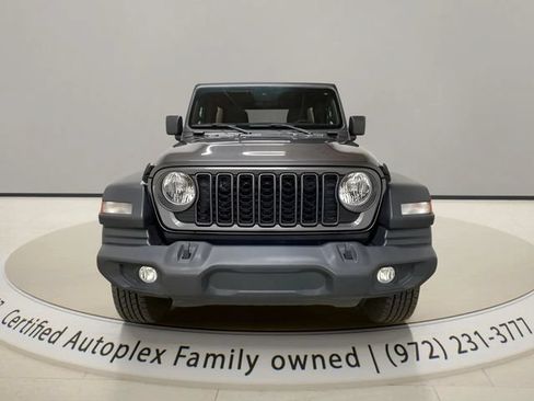 Used 2024 Jeep Wrangler Unlimited Sport AWD/4WD image 8