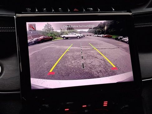 Used 2021 Jeep Grand Cherokee L Limited AWD/4WD image 19