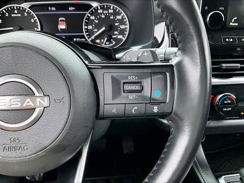 Used 2022 Nissan Pathfinder SL AWD/4WD image 25