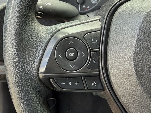 Used 2024 Toyota Corolla LE FWD image 16