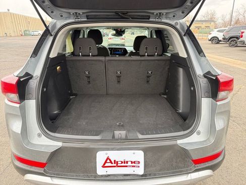Used 2025 Chevrolet TrailBlazer LT image 19
