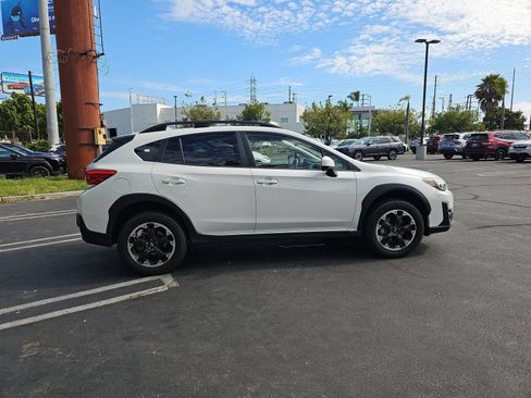 Certified 2023 Subaru Crosstrek 2.0i Premium AWD/4WD image 8