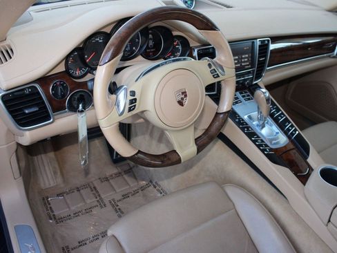 Used 2013 Porsche Panamera Platinum Edition image 4