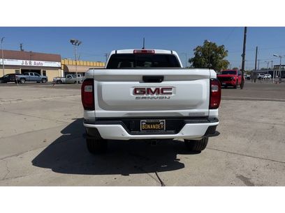 New 2026 GMC Canyon Elevation w/ Convenience Package