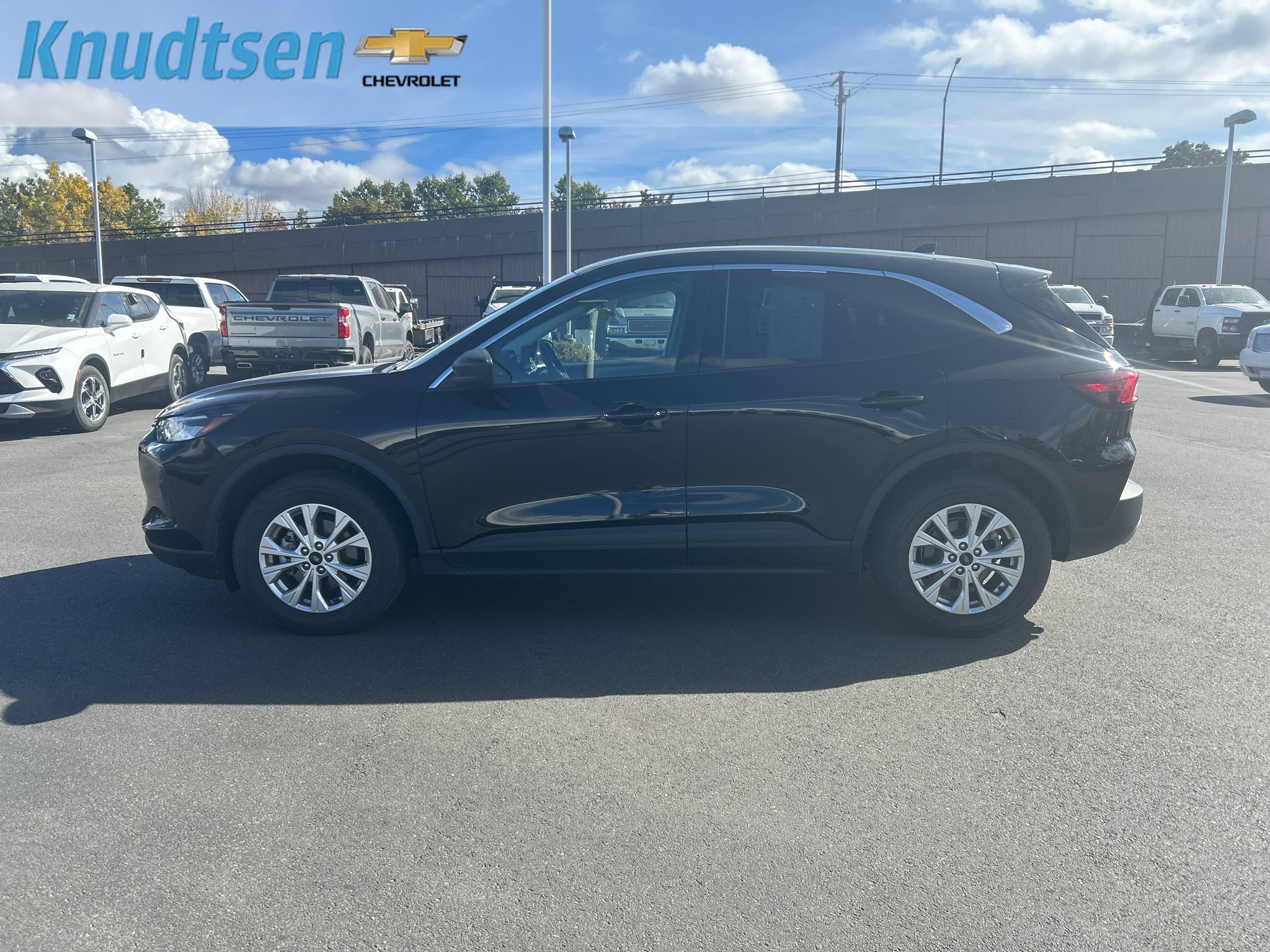 Used 2024 Ford Escape Active AWD/4WD image 4