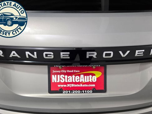 Used 2020 Land Rover Range Rover Evoque S AWD/4WD image 30