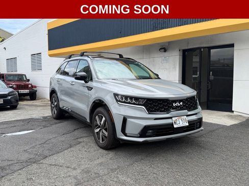 Used 2023 Kia Sorento EX w/ Panoramic Sunroof Package FWD image 3