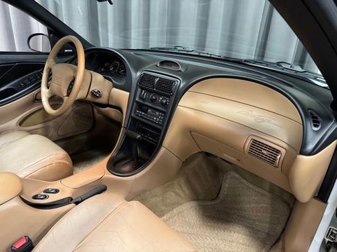 Used 1995 Ford Mustang GT RWD image 13