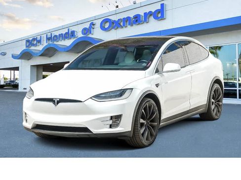 Used 2017 Tesla Model X 90D AWD/4WD image 2