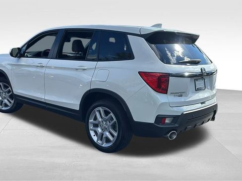 Used 2025 Honda Passport EX-L image 5