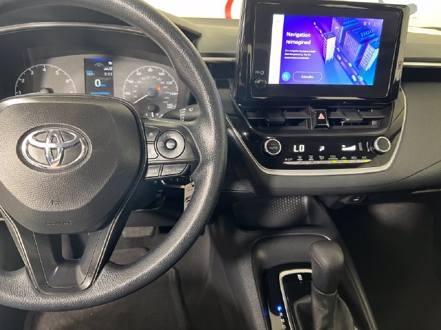 Used 2024 Toyota Corolla LE FWD image 17
