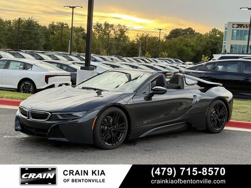 Used 2019 BMW i8 Roadster image 3