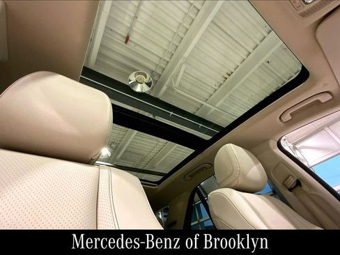 Certified 2022 Mercedes-Benz GLE 350 4MATIC image 16