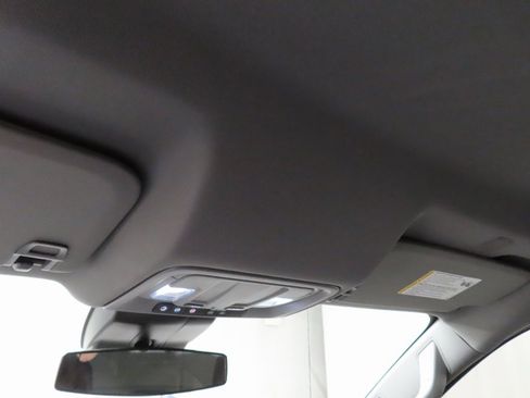 Used 2023 GMC Sierra 1500 Elevation image 19