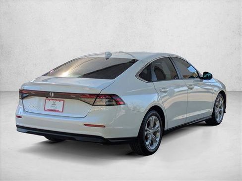 Certified 2023 Honda Accord LX image 5