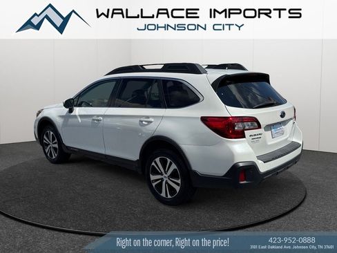 Used 2019 Subaru Outback 2.5i Limited AWD/4WD image 3