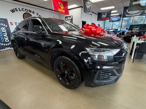 Used 2021 Audi Q8 Premium Plus w/ Premium Plus Package AWD/4WD image 16