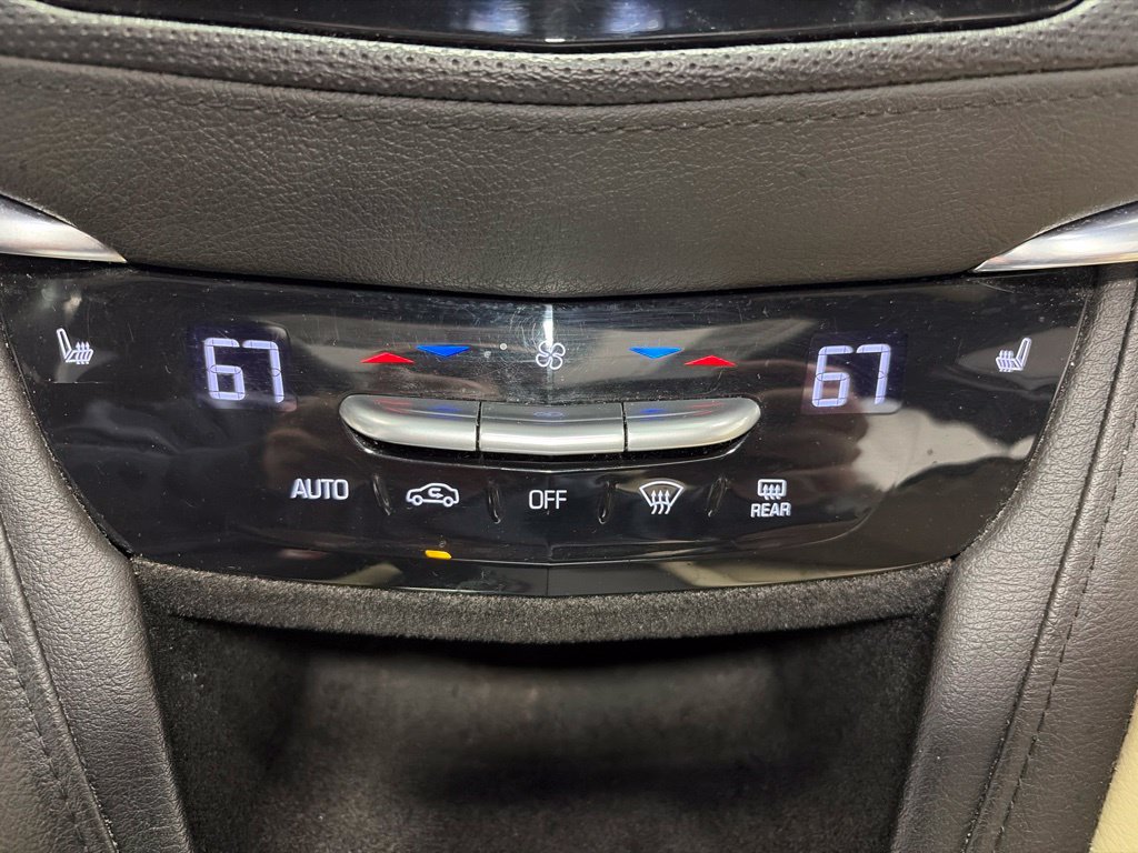 Used 2017 Cadillac XT5 Luxury w/ Driver Awareness Package AWD/4WD image 25